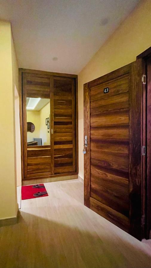 Le Baobab Hotel Бамако Екстериор снимка