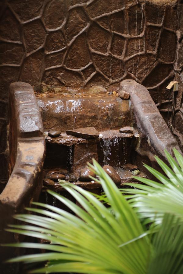 Le Baobab Hotel Бамако Екстериор снимка
