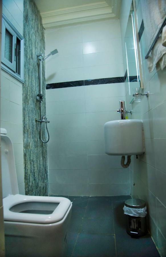 Le Baobab Hotel Бамако Екстериор снимка
